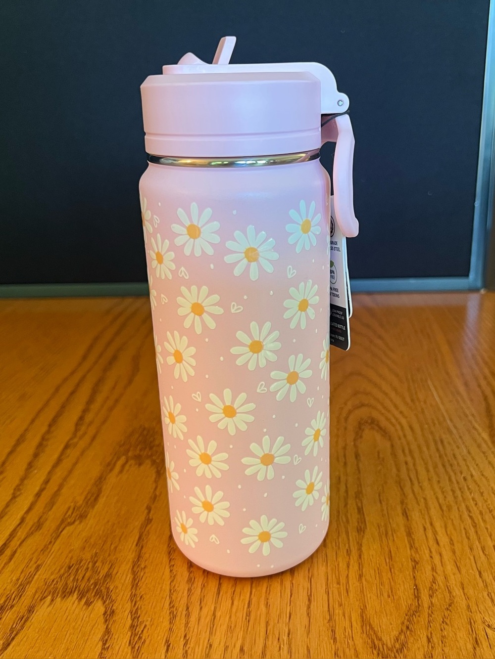 20 oz Hydrapeak Baby Pink with White Daisies Water Bottle